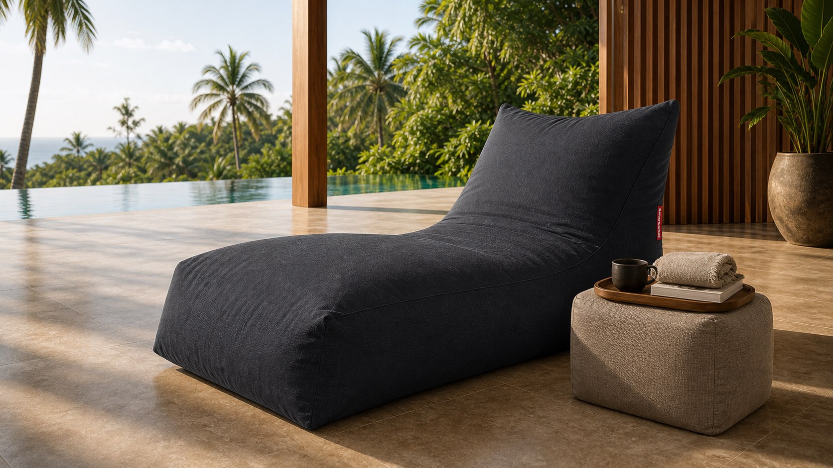 Chaise Brasilazy com Puff Quadrado como apoio lateral e apoio dos pés